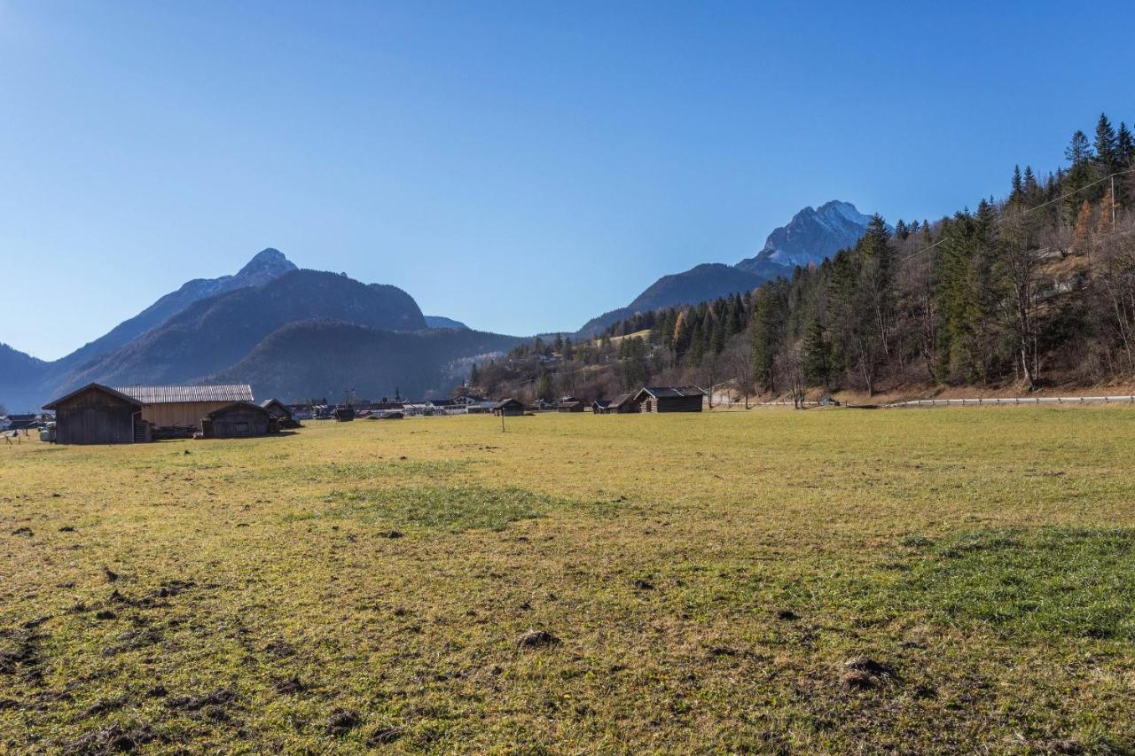 Ferienwohnung Granat Mittenwald Luaran gambar