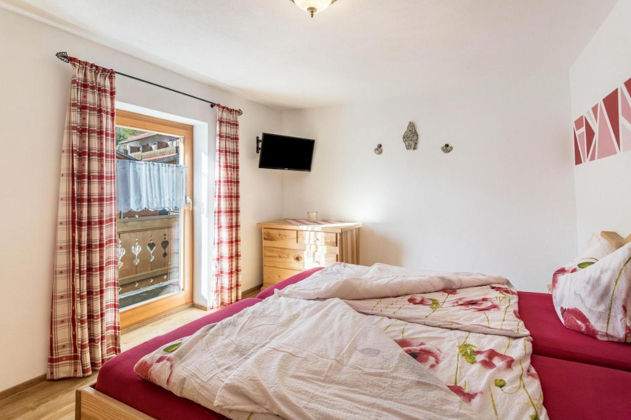 Ferienwohnung Granat Mittenwald Luaran gambar