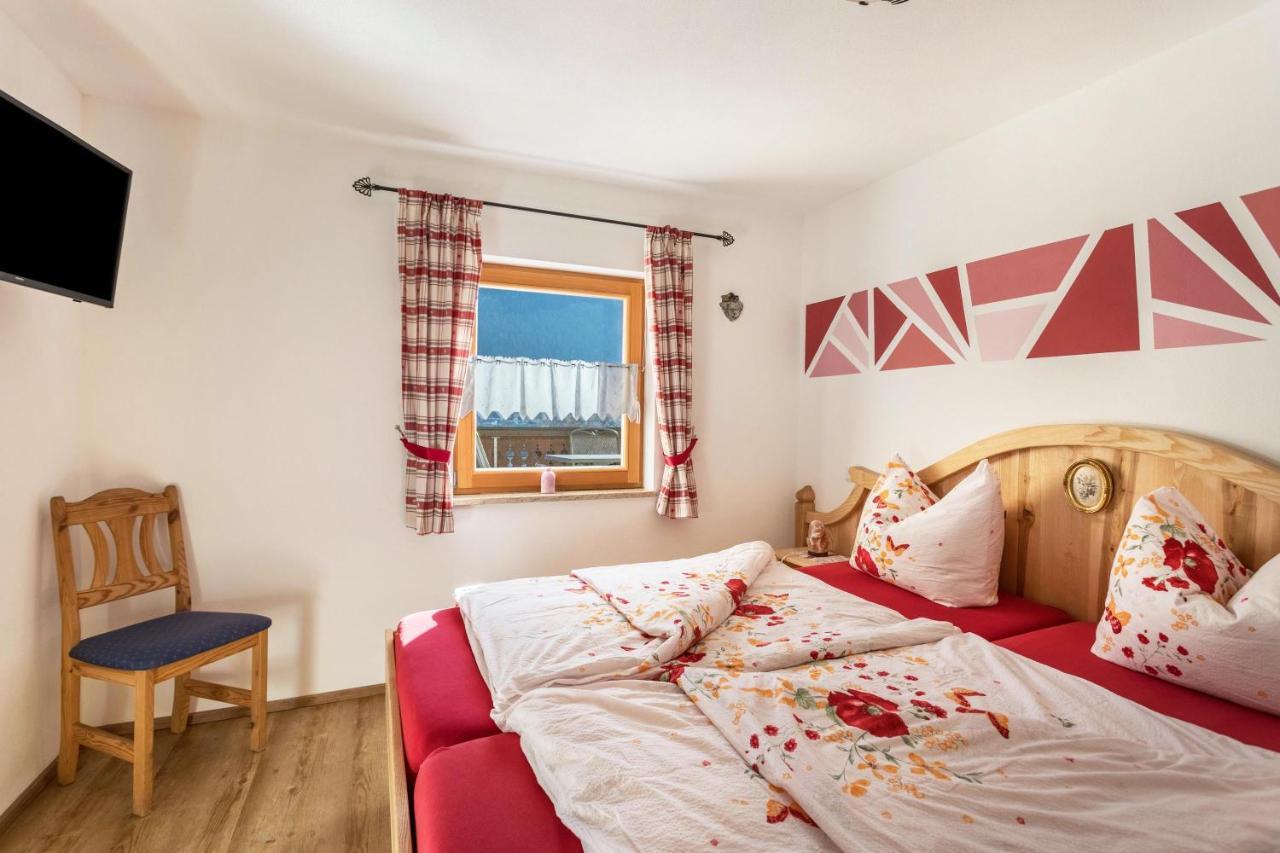 Ferienwohnung Granat Mittenwald Luaran gambar